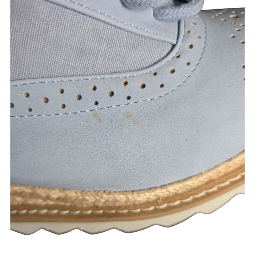 New Torrid Oxford Flats with Modern Brogue Detailing - Picture 6 of 10